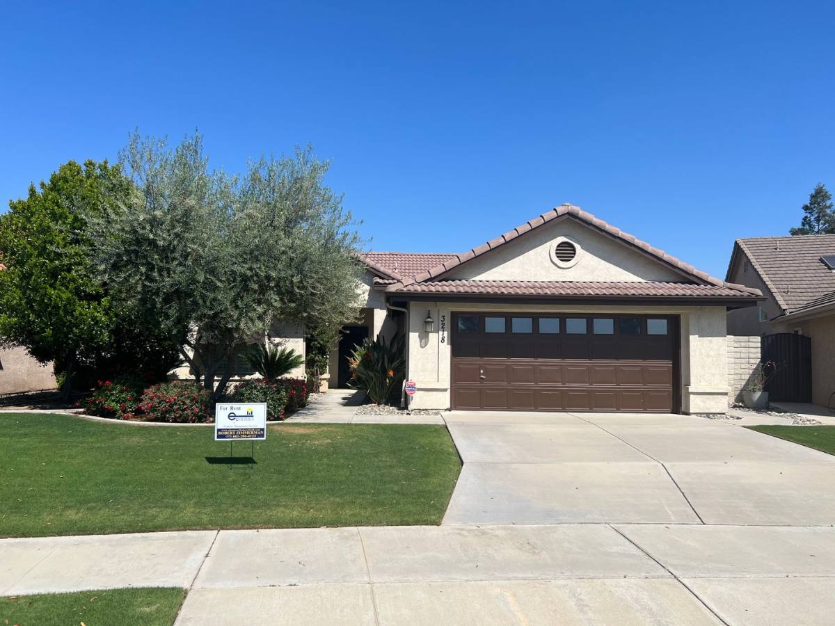 House for rent at 3218 Province Rose, Bakersfield, CA 93311