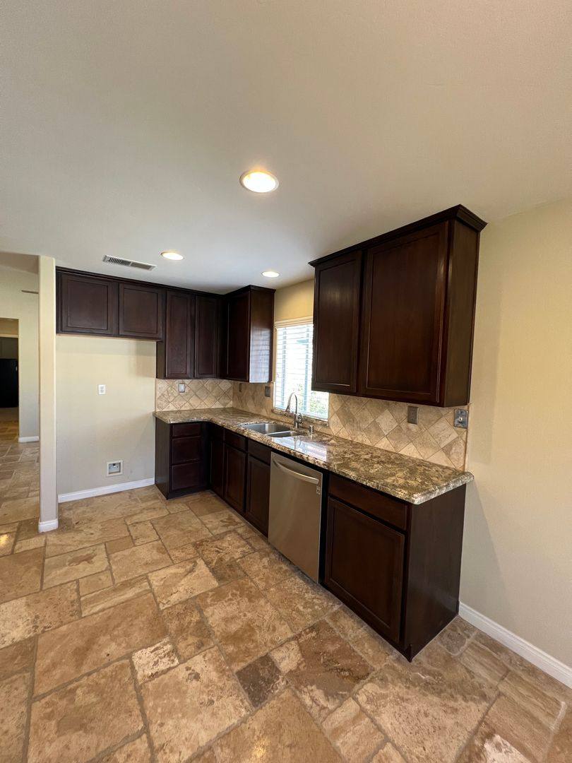 House for rent at 3218 Province Rose, Bakersfield, CA 93311