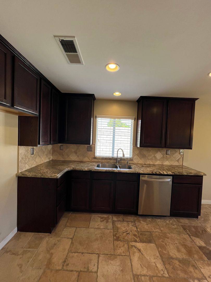 House for rent at 3218 Province Rose, Bakersfield, CA 93311
