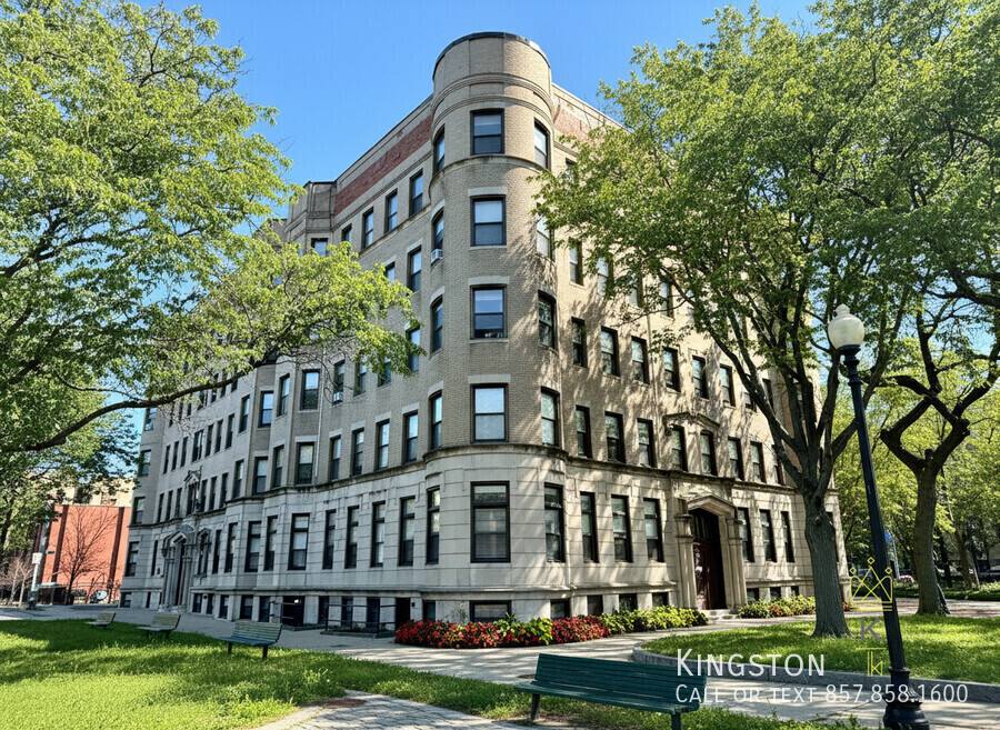 Apartment for rent at 409 Huntington Ave #2R, Boston, MA 02115