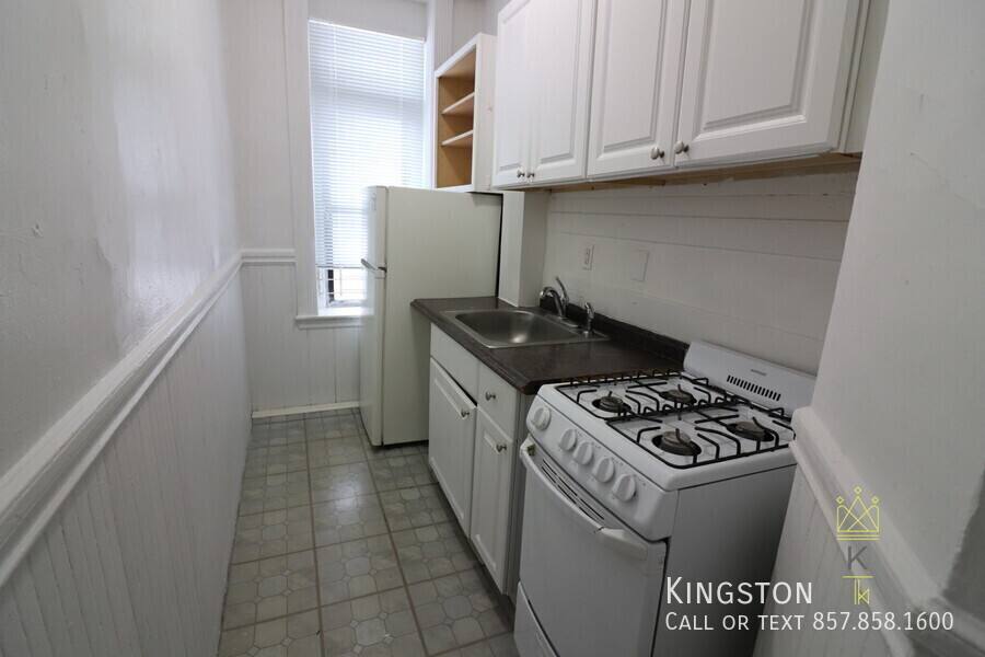 Apartment for rent at 409 Huntington Ave #2R, Boston, MA 02115