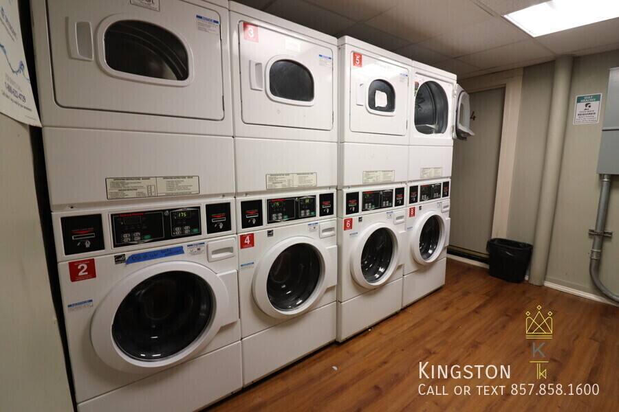 Apartment for rent at 409 Huntington Ave #2R, Boston, MA 02115