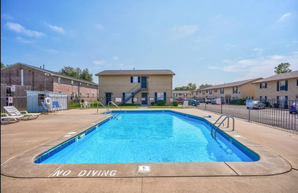 Townhouse for rent at 1616 E Alameda St, Norman, OK 73071