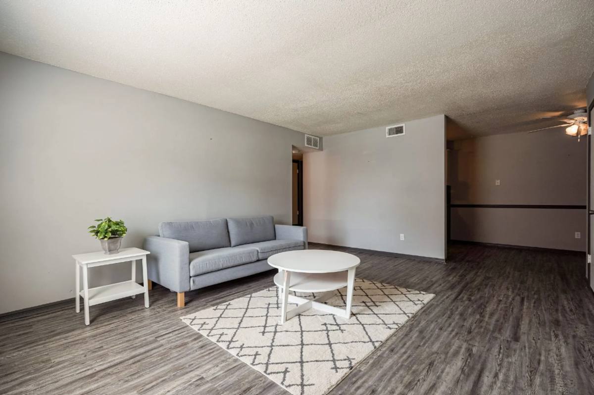 Townhouse for rent at 1616 E Alameda St, Norman, OK 73071