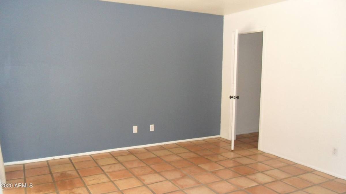 House for rent at 6935 E Hearn Rd, Scottsdale, AZ 85254