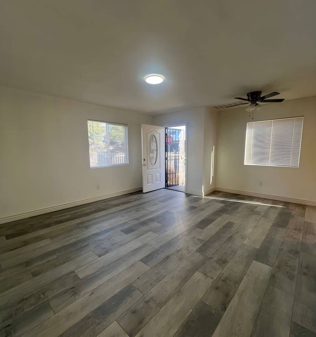 Apartment for rent at 159-61 E 83rd St, Los Angeles, CA 90003