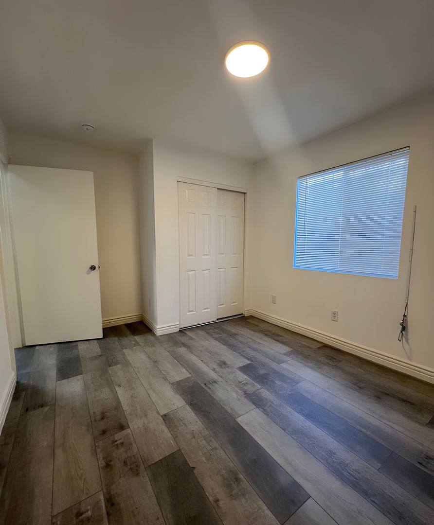 Apartment for rent at 159-61 E 83rd St, Los Angeles, CA 90003