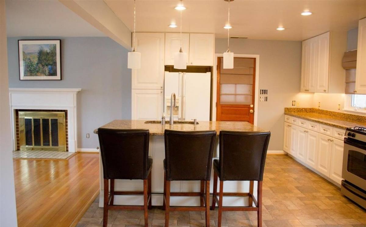House for rent at 207 Dawson Dr, Cockeysville, MD 21030