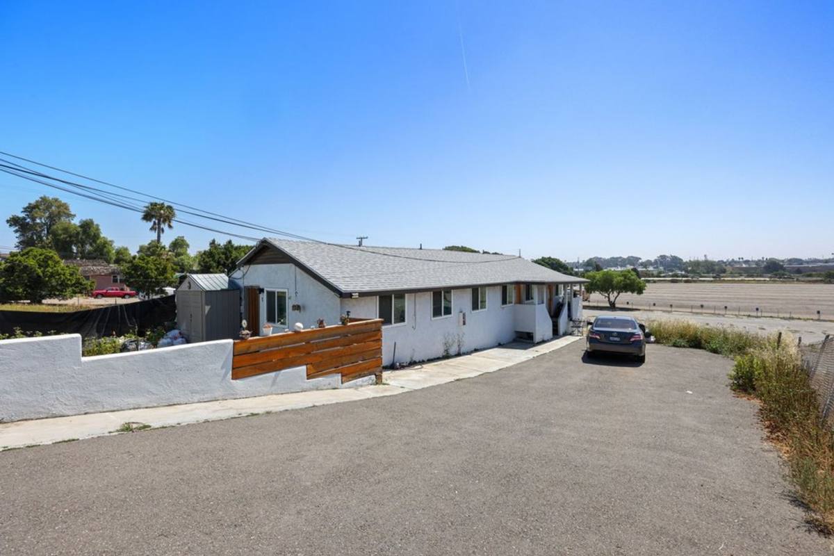 Apartment for rent at 314 E 31st St, National City, CA 91950