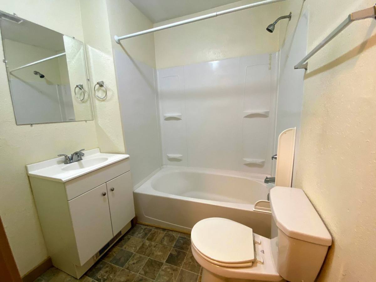 Apartment for rent at 545 Shamrock SW, Grand Rapids, MI 49503