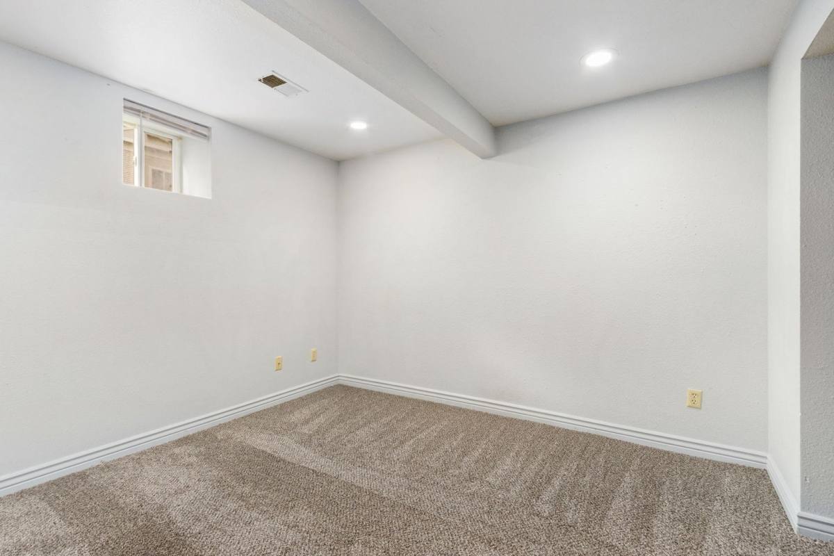 Apartment for rent at 1902-1904 S 8th Ave, Greeley, CO 80631