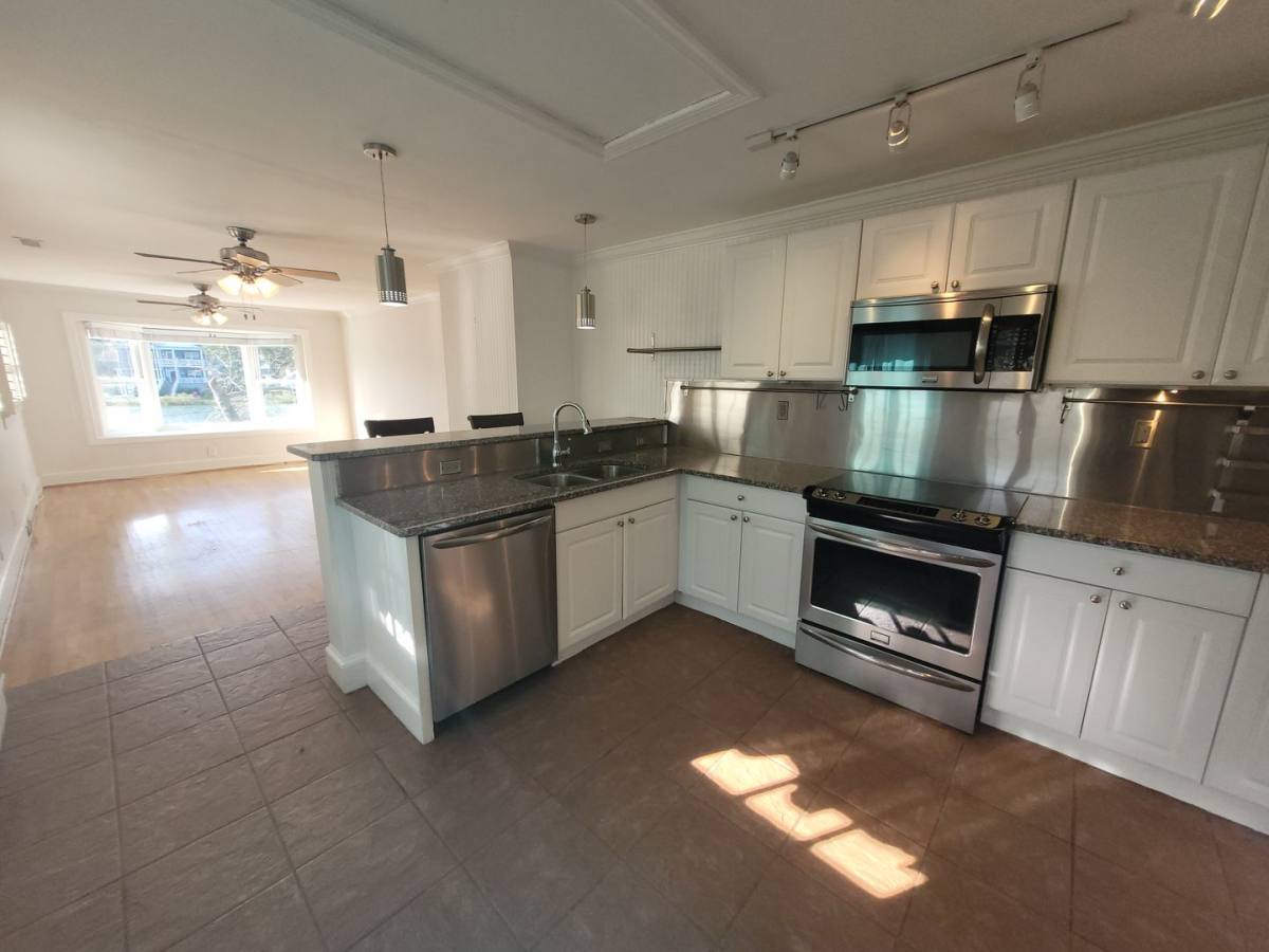 House for rent at 1226 Richmond Crescent, Norfolk, VA 23508