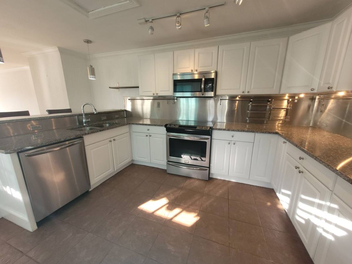 House for rent at 1226 Richmond Crescent, Norfolk, VA 23508
