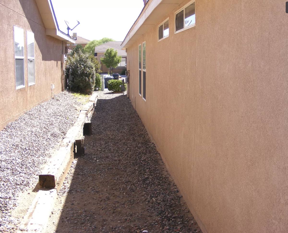 House for rent at 2763 Butch Cassidy Dr SW, Albuquerque, NM 87121