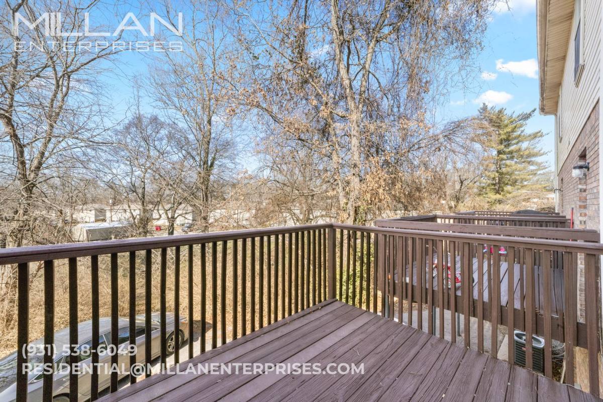 Apartment for rent at 510 Hietts Lane, Clarksville, TN 37043