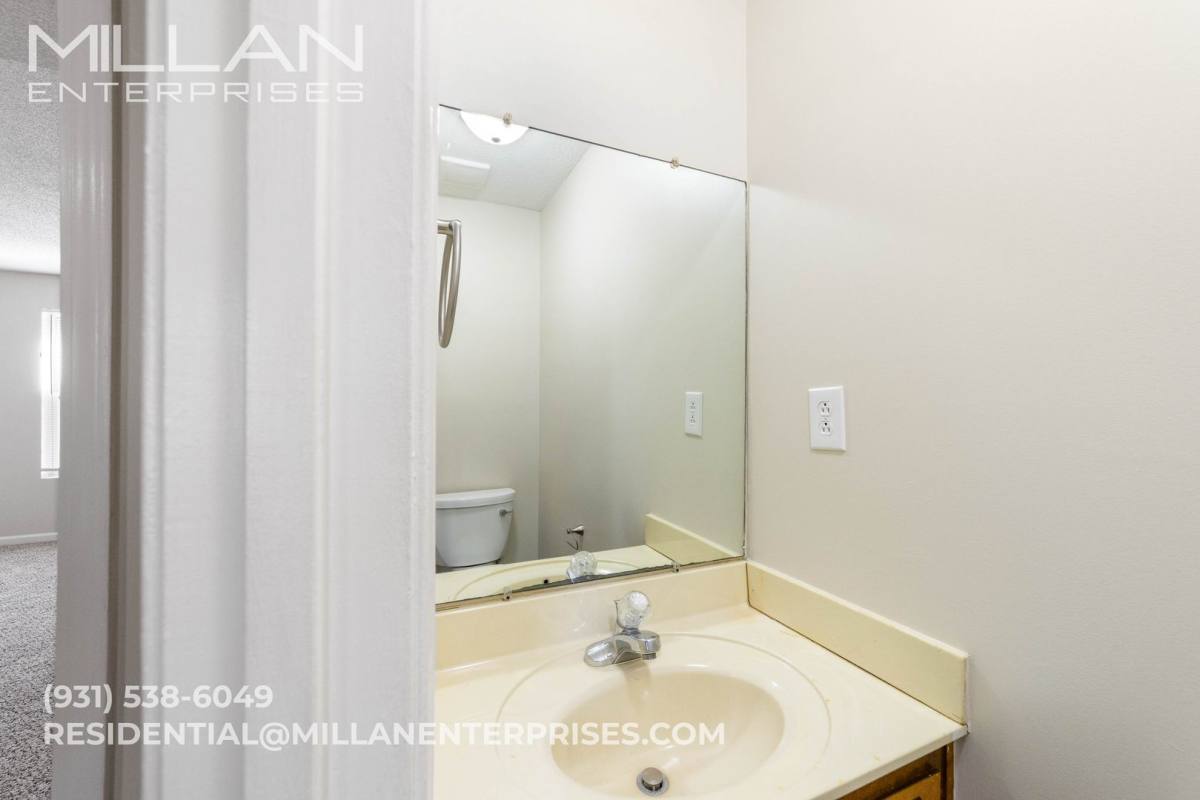 Apartment for rent at 510 Hietts Lane, Clarksville, TN 37043