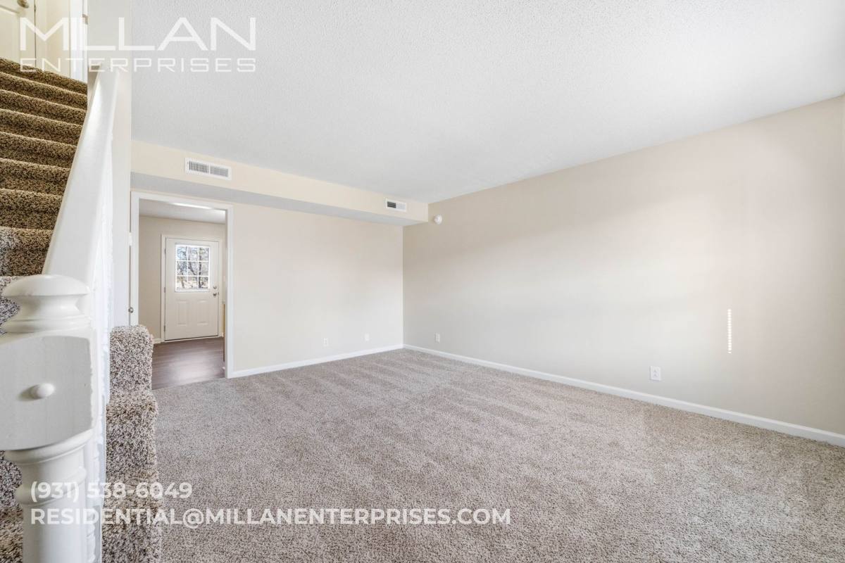 Apartment for rent at 510 Hietts Lane, Clarksville, TN 37043