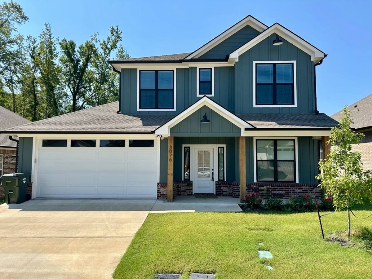 House for rent at 3076 Royal Garden Rd, Tyler, TX 75701