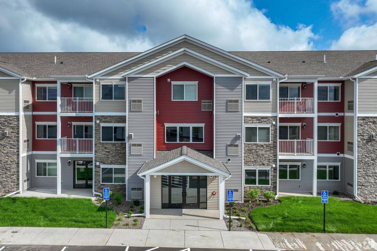 Apartment for rent at 840 7th Ave NE, Isanti, MN 55040
