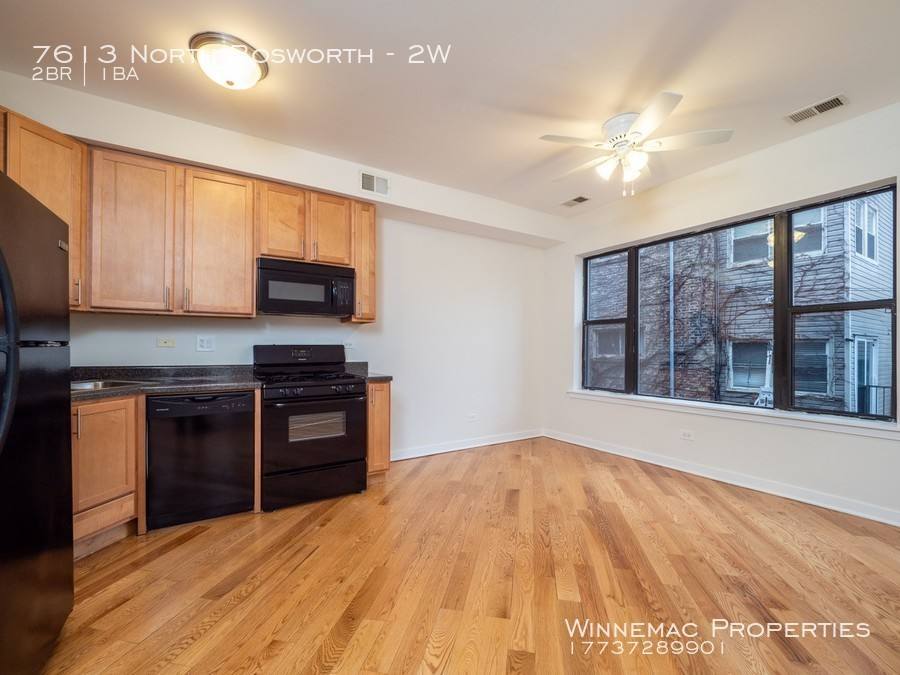 Apartment for rent at 7613 N Bosworth #2W, Chicago, IL 60626