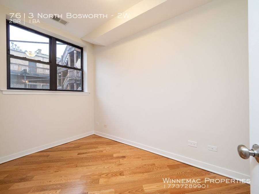 Apartment for rent at 7613 N Bosworth #2W, Chicago, IL 60626