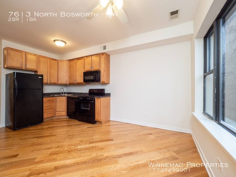 Apartment for rent at 7613 N Bosworth #2W, Chicago, IL 60626