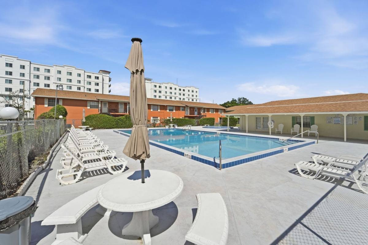 Apartment for rent at 1655 W Oak Ridge Rd #D, Orlando, FL 32809