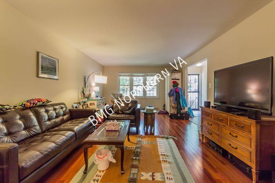 House for rent at 3019 Seven Oaks Place, Falls Church, VA 22042