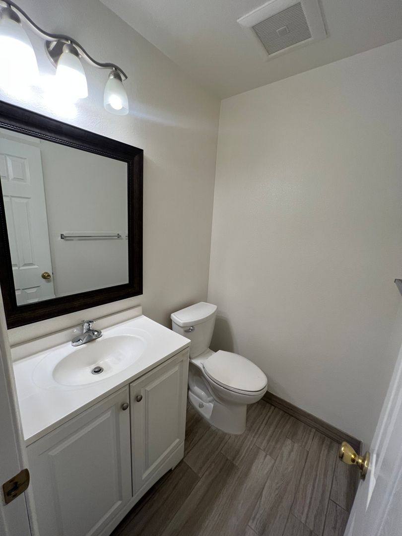 Apartment for rent at 16652 Goldenwest St 1-4, Huntington Beach, CA 92647