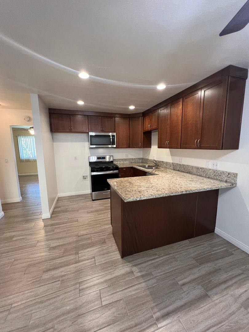 Apartment for rent at 16652 Goldenwest St 1-4, Huntington Beach, CA 92647