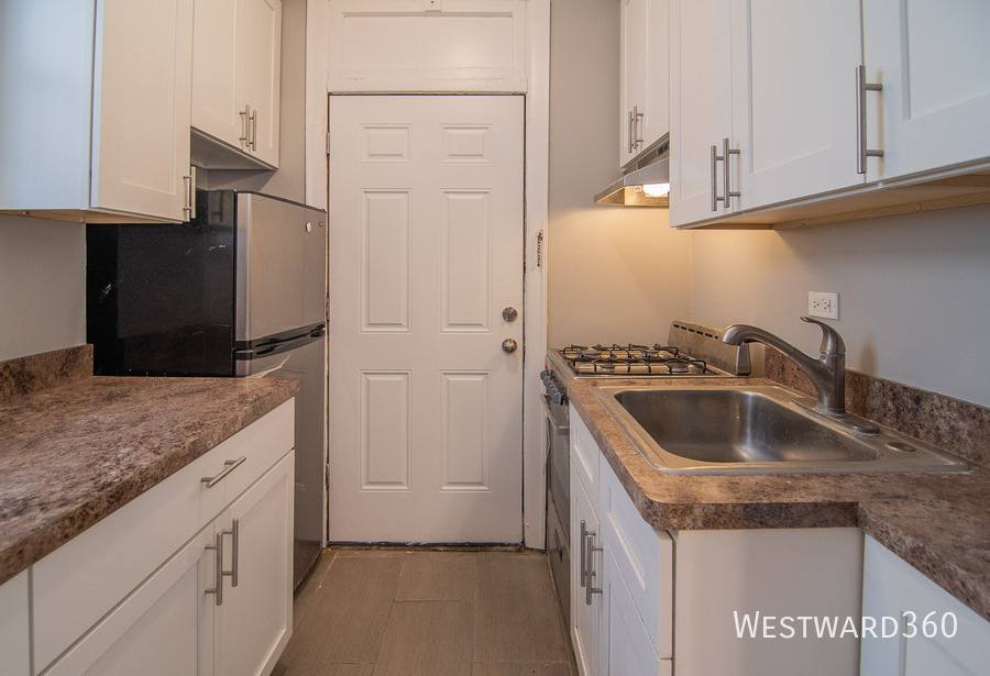 Apartment for rent at 1616 W Farwell Ave #2A, Chicago, IL 60626
