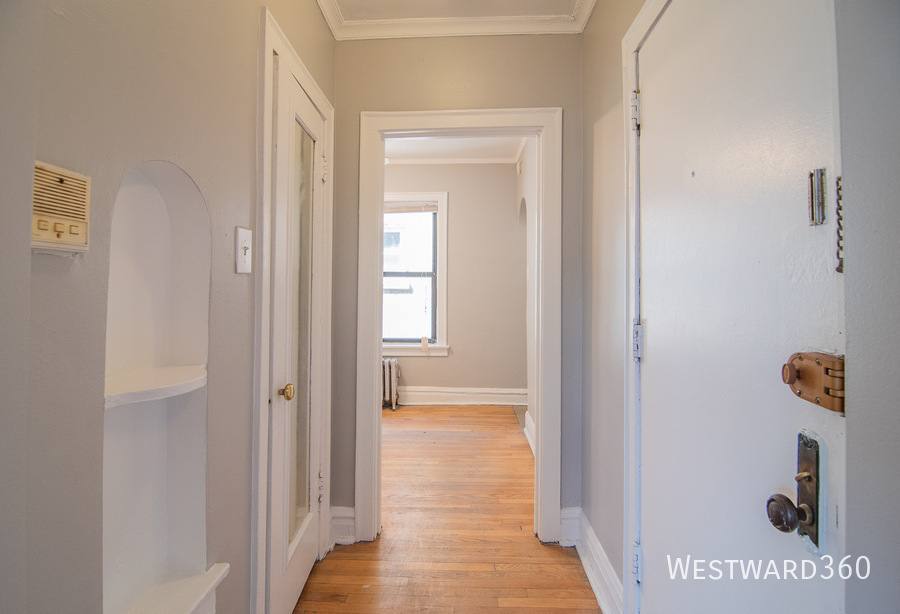 Apartment for rent at 1616 W Farwell Ave #2A, Chicago, IL 60626