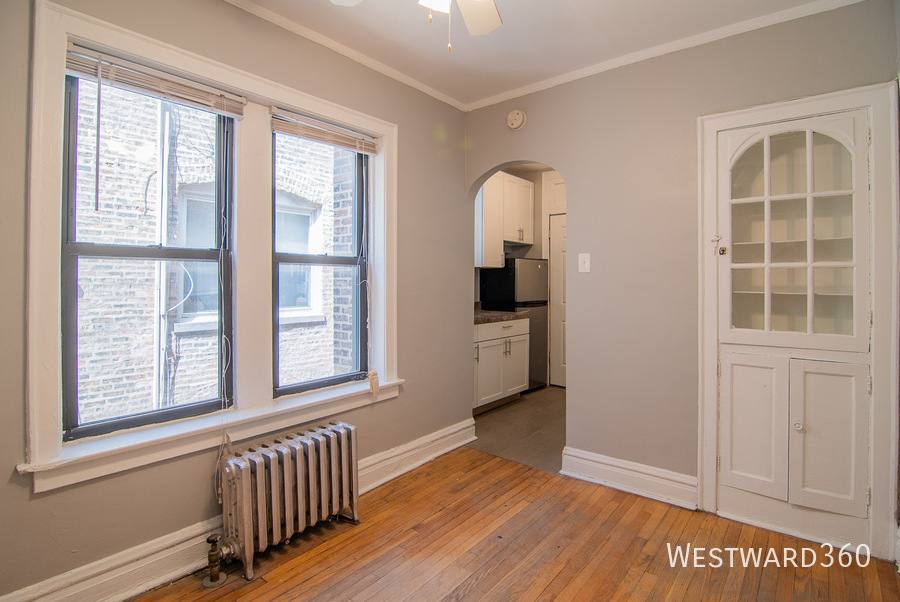 Apartment for rent at 1616 W Farwell Ave #2A, Chicago, IL 60626