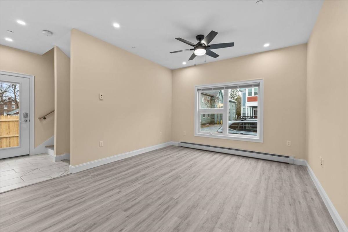 Apartment for rent at 86-88 N Winooski Ave, Burlington, VT 05401