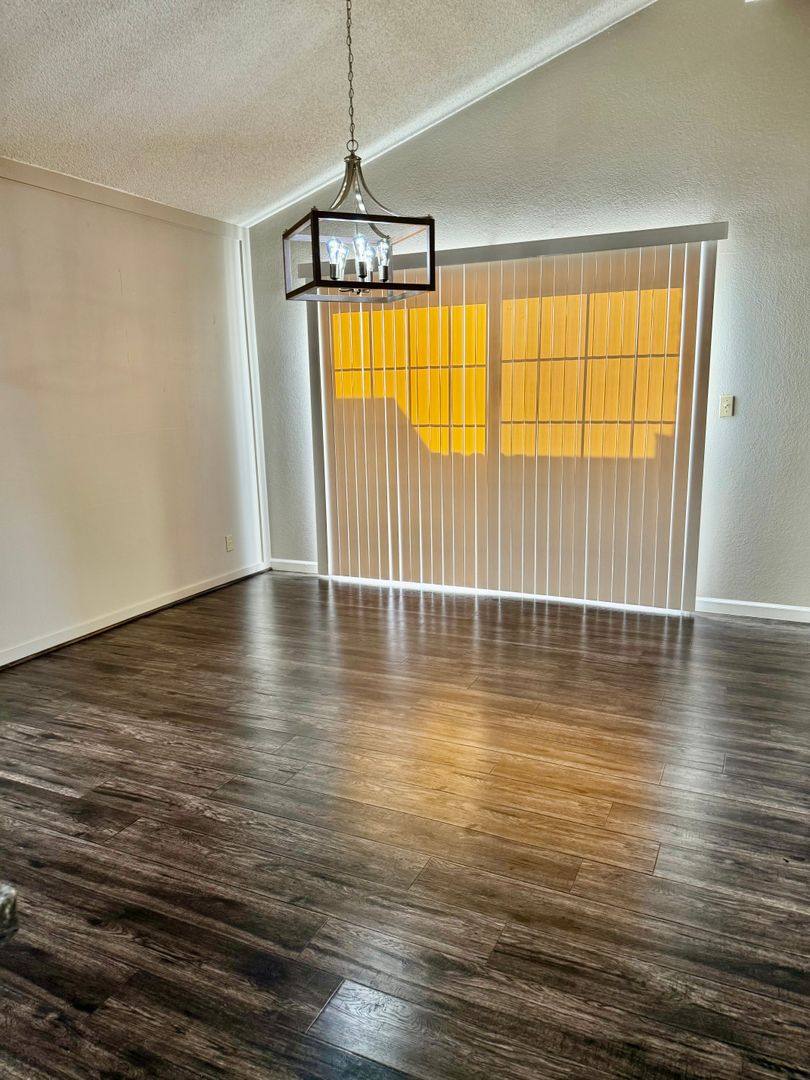 Apartment for rent at 1745-1747 Avondale Ave, Sacramento, CA 95825