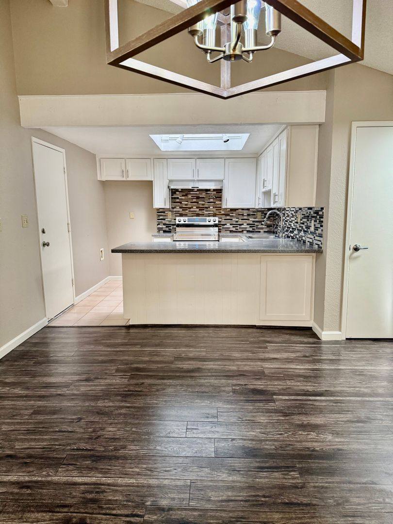 Apartment for rent at 1745-1747 Avondale Ave, Sacramento, CA 95825