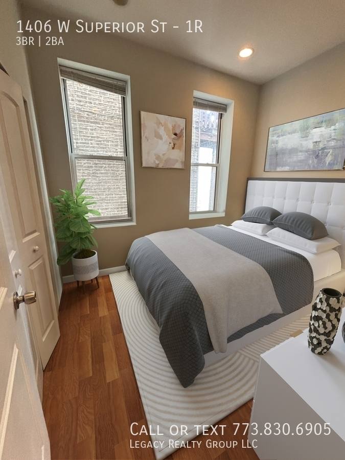 Apartment for rent at 1406 W Superior St #1R, Chicago, IL 60642