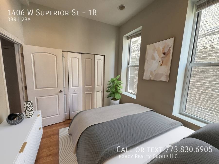 Apartment for rent at 1406 W Superior St #1R, Chicago, IL 60642
