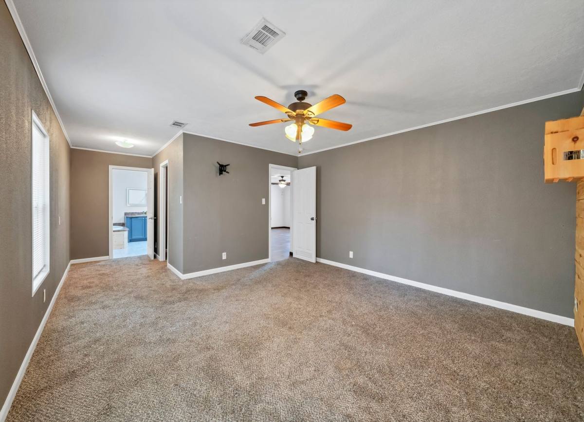 House for rent at 483 Howard St, Niceville, FL 32578
