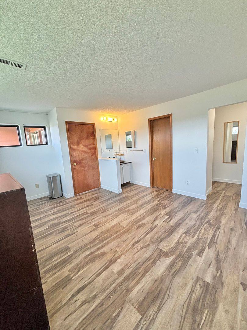 Apartment for rent at 8910 Fox Dr, Denver, CO 80260