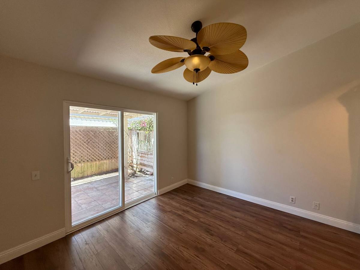 Apartment for rent at 3727 Caminito Carmel Landing, San Diego, CA 92130
