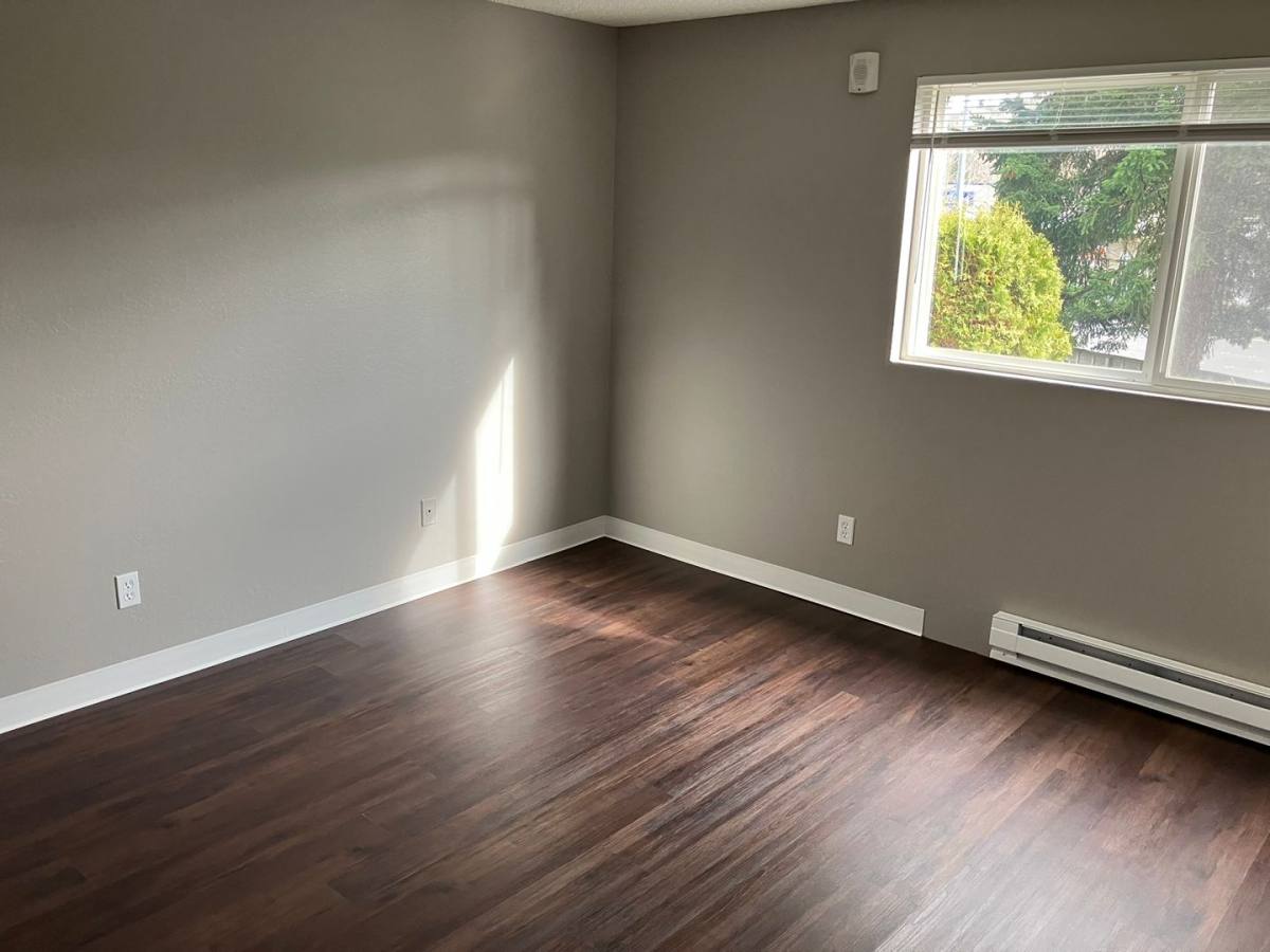 Apartment for rent at 13001 SE 28th Place, Bellevue, WA 98005