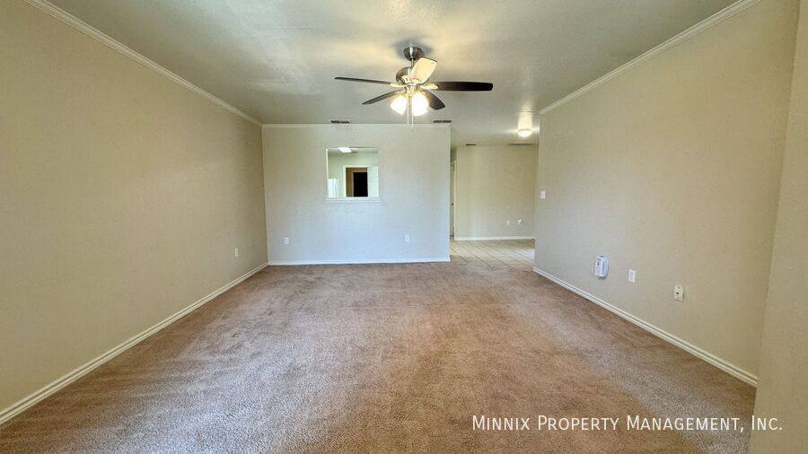 Townhouse for rent at 912 N Bangor Ave Fs #A, Lubbock, TX 79416