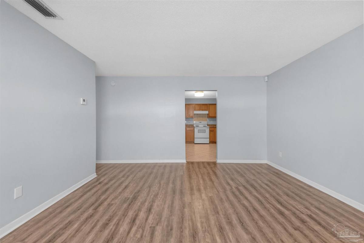 Townhouse for rent at 10150 Guidy Lane, Pensacola, FL 32514