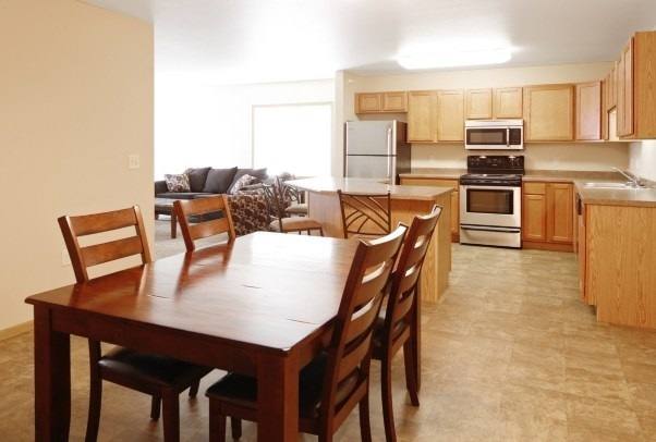 Apartment for rent at 3312-3414 21st Ave Nw, 2213 33rd St, Minot, ND 58703