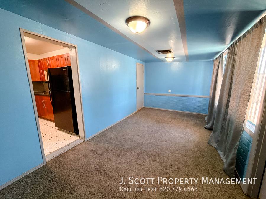 House for rent at 2801 W Glenrosa Ave, Phoenix, AZ 85017