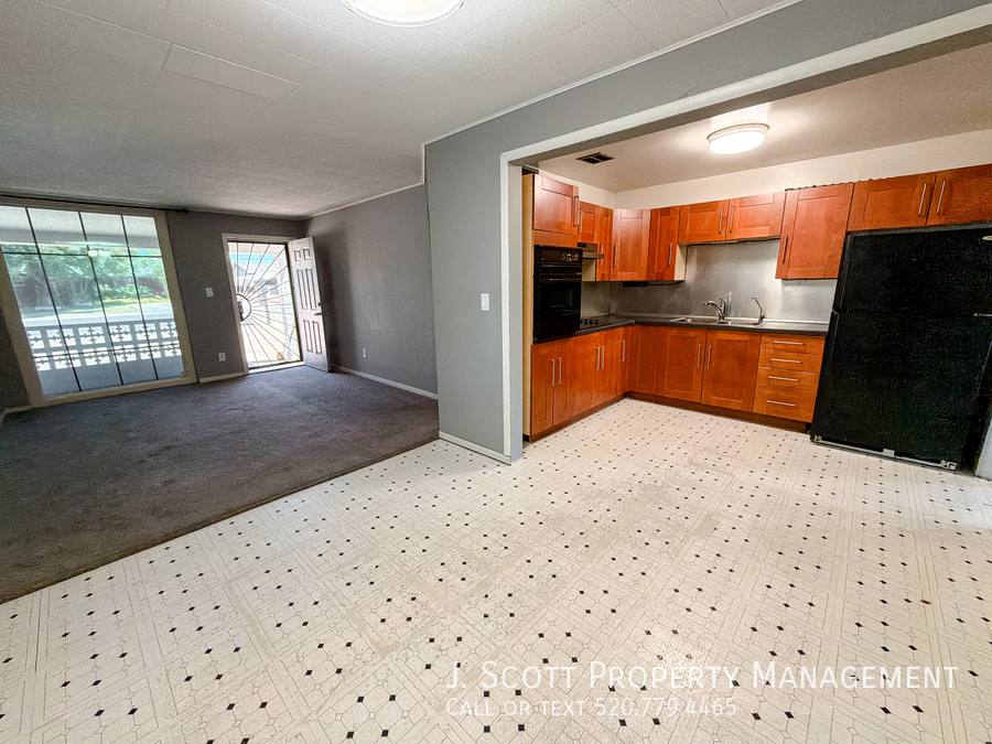 House for rent at 2801 W Glenrosa Ave, Phoenix, AZ 85017