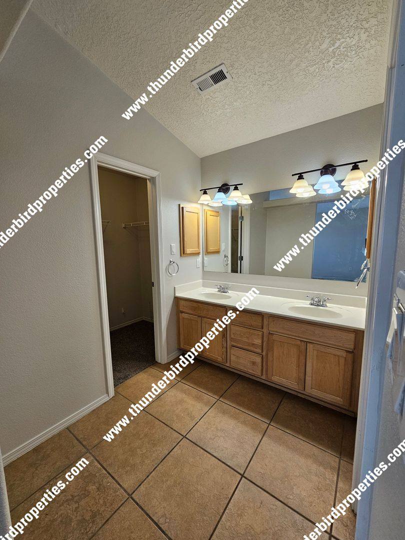 House for rent at 2202 Margarita Dr SE, Rio Rancho, NM 87124
