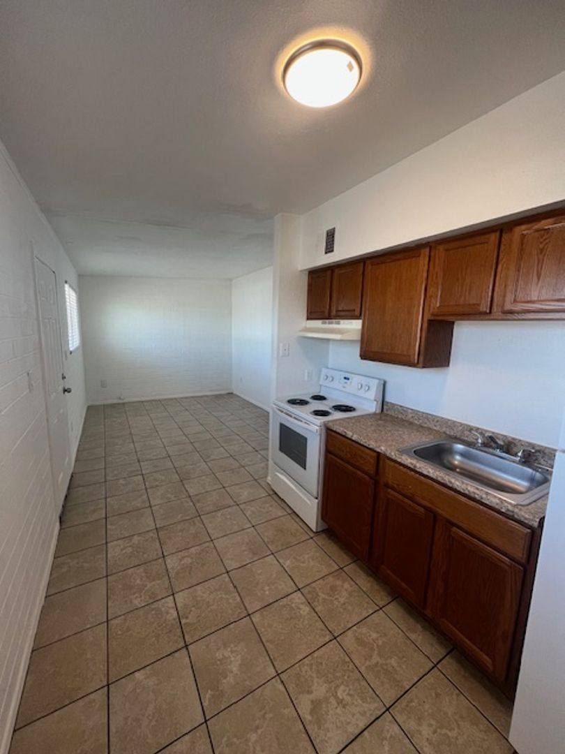 Apartment for rent at 5632 S Montezuma St, Phoenix, AZ 85041