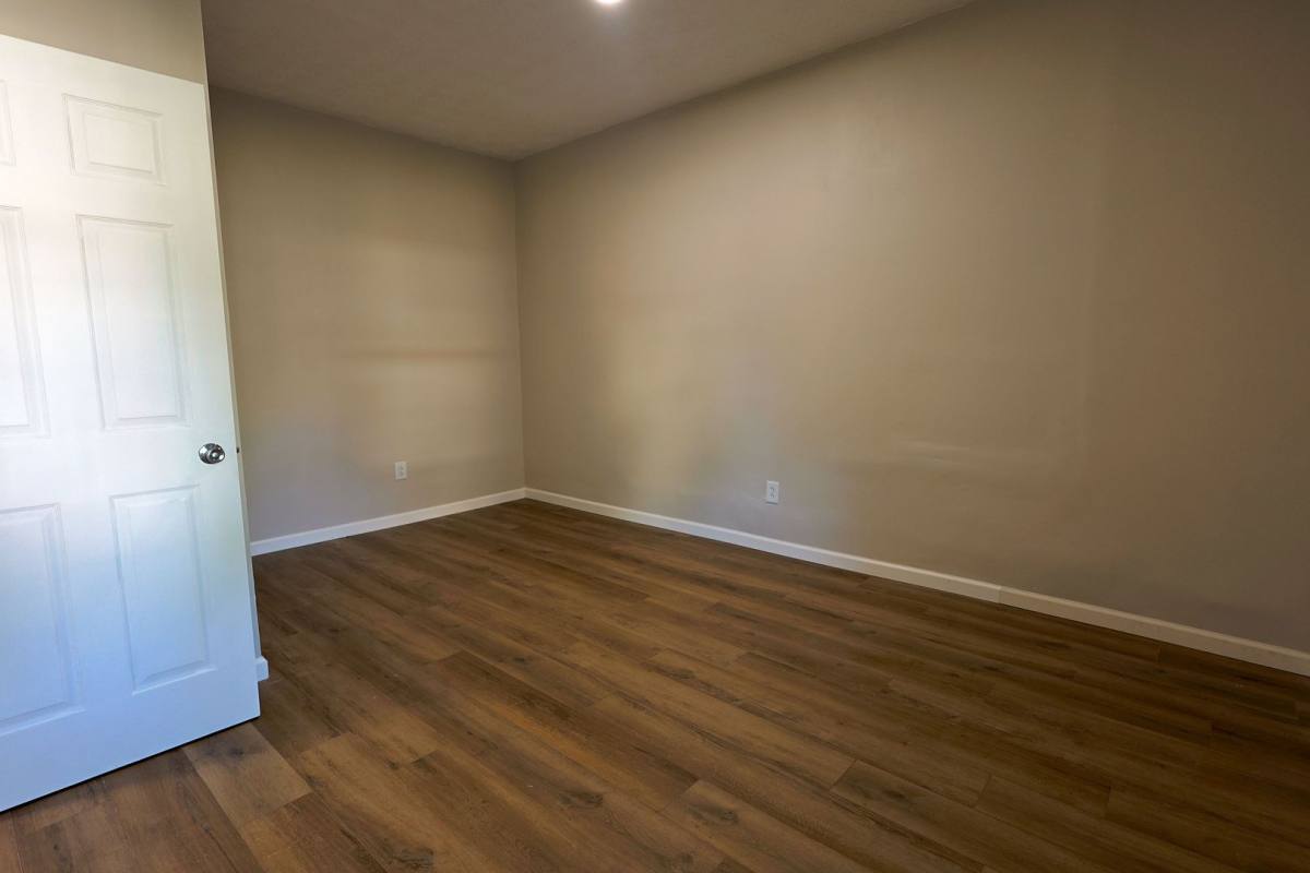 Apartment for rent at 1019 S 8th St, Terre Haute, IN 47807